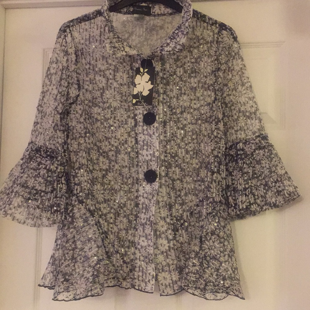 Damee jacket size small